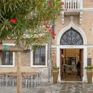 https://palazzo-veneziano.hotelinveneto.com